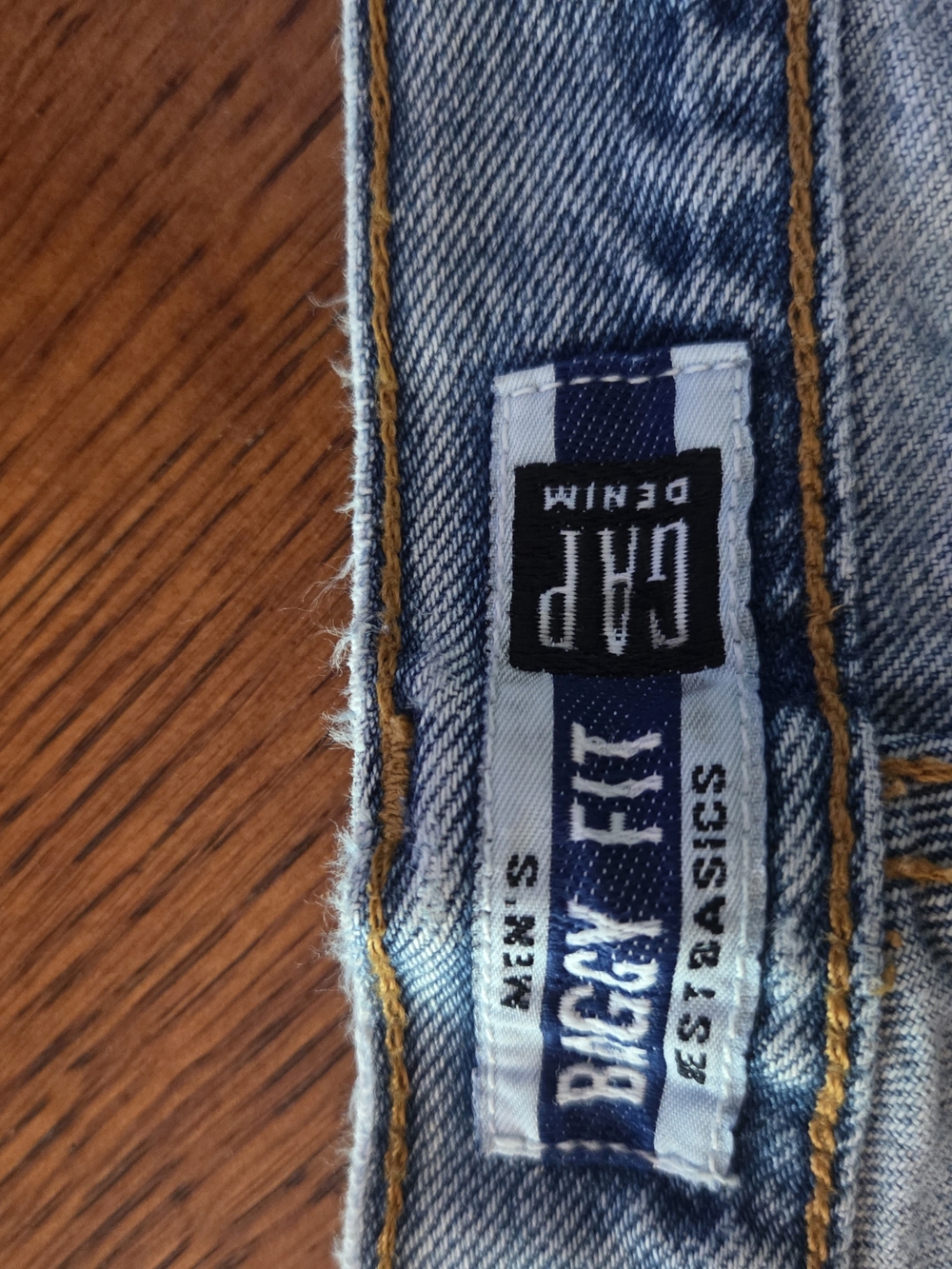 GAP Men's Light Blue Denim Baggy Fit 33x30